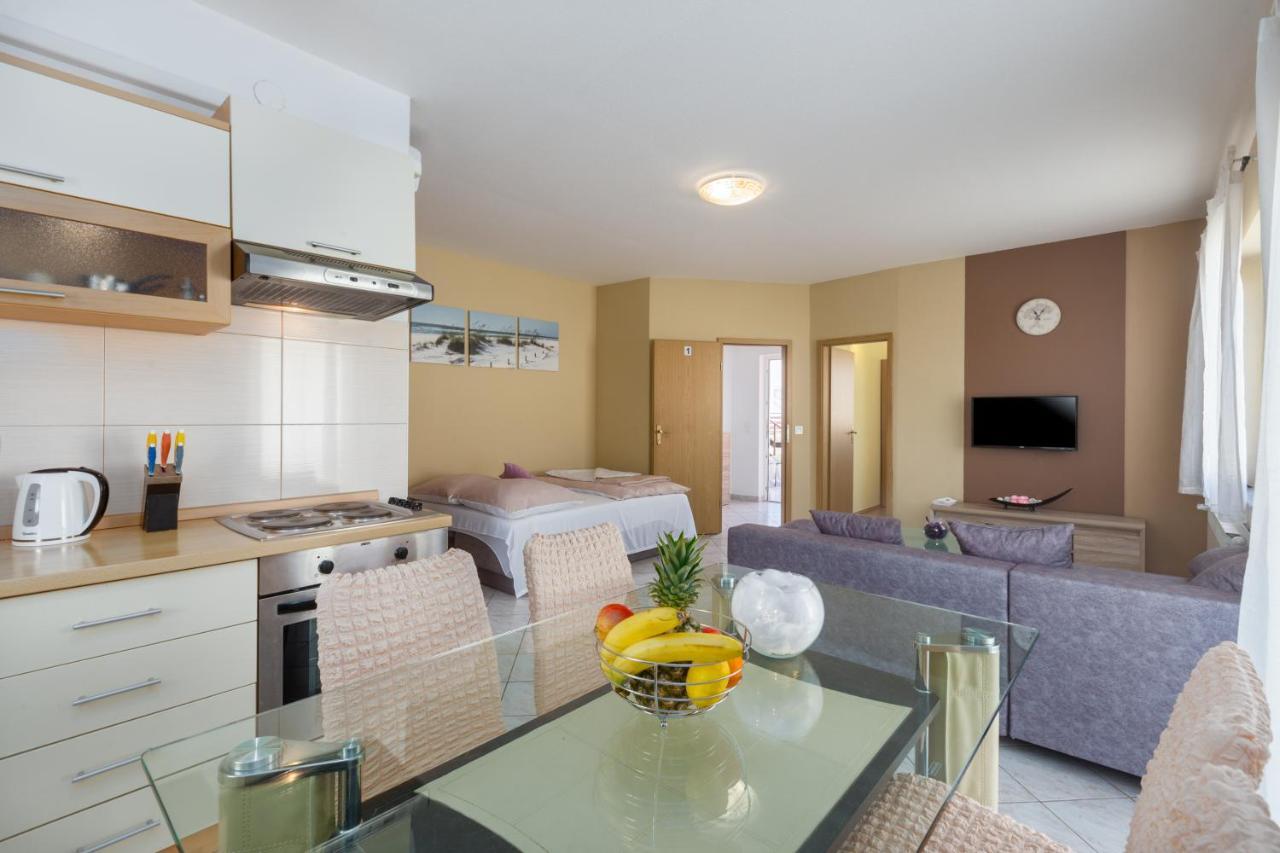 App Ruzica Finida Apartment Umag Exterior foto