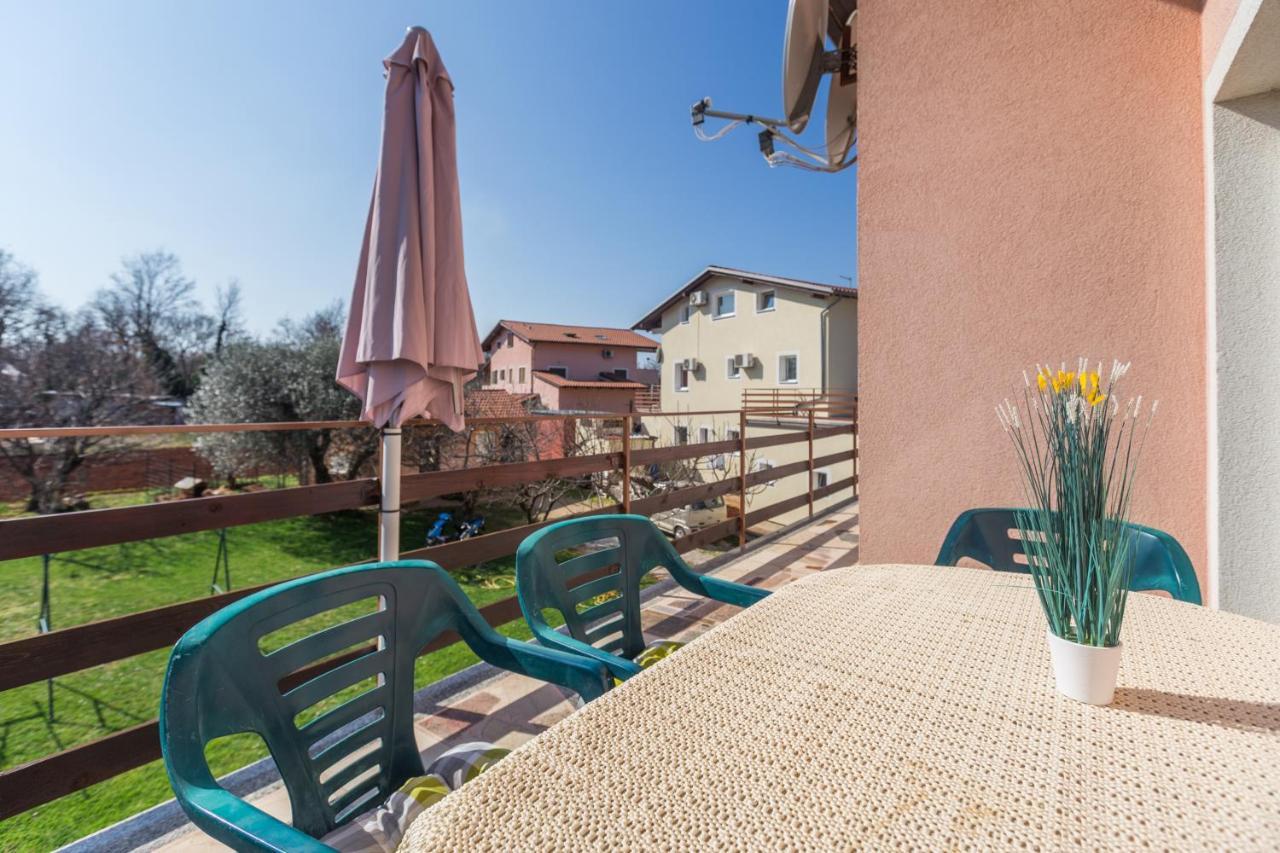 App Ruzica Finida Apartment Umag Exterior foto