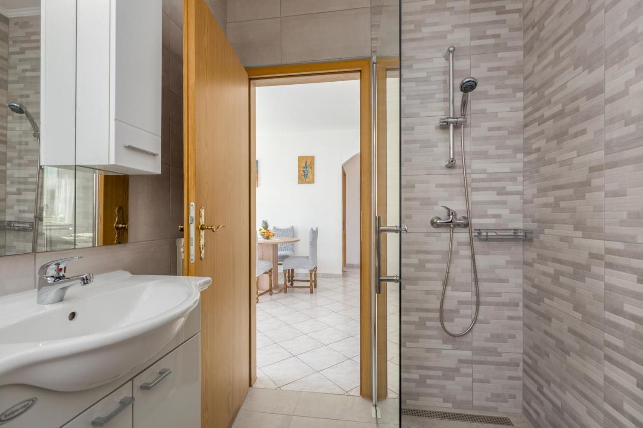 App Ruzica Finida Apartment Umag Exterior foto